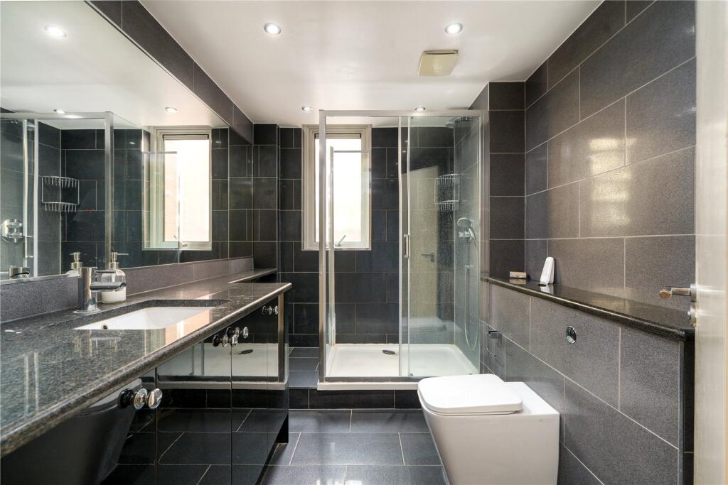 2 bedroom apartment for sale in Templar Court, St John's Wood Road, St John's Wood, London, NW8
